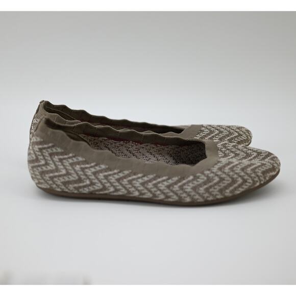 Skechers Cleo 2.0 Chevron Taupe Ballet Flats Women's Size 11 - Picture 4 of 9